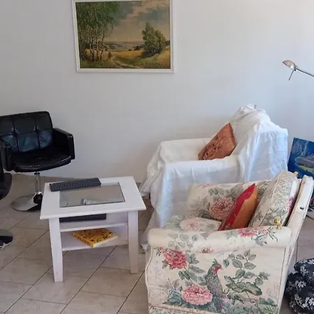 Grosses Bad Kueche Wohnzimmer Terasse Garten Zentral Ruhig Landsberg am Lech