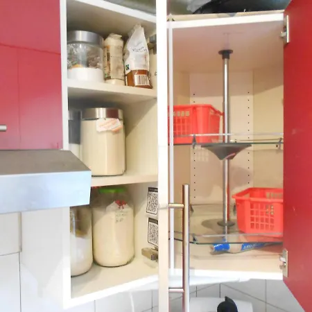 Grosses Bad Kueche Wohnzimmer Terasse Garten Zentral Ruhig Accommodatie bij particulieren *