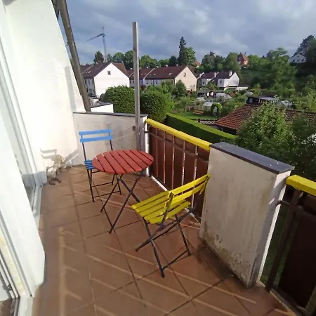 Accommodatie bij particulieren Grosses Bad Kueche Wohnzimmer Terasse Garten Zentral Ruhig