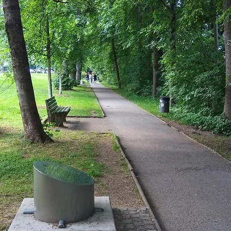 Grosses Bad Kueche Wohnzimmer Terasse Garten Zentral Ruhig Accommodatie bij particulieren Landsberg am Lech